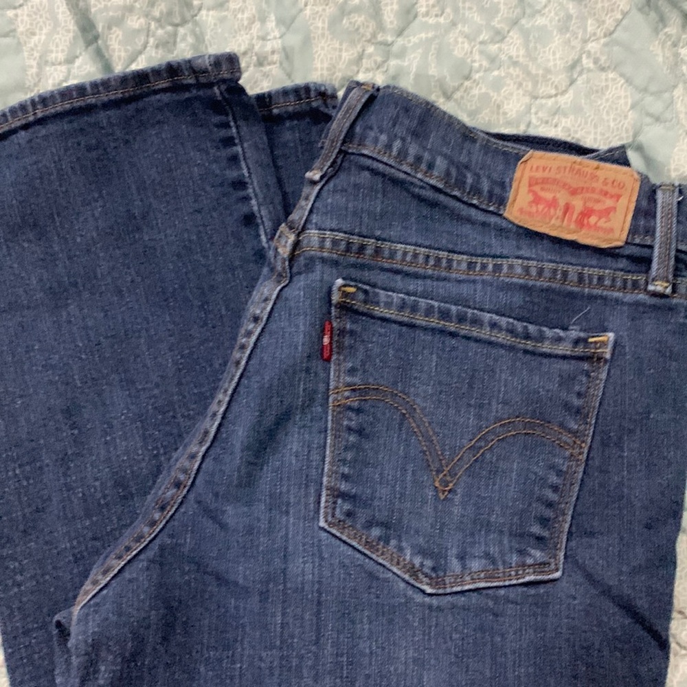 Size 6 levi 505